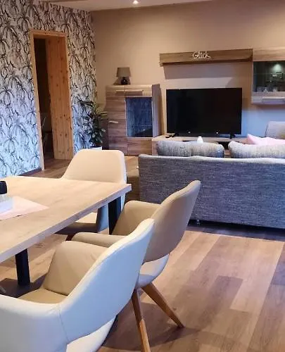 Semesterbostad Zum Holzmichel Thale